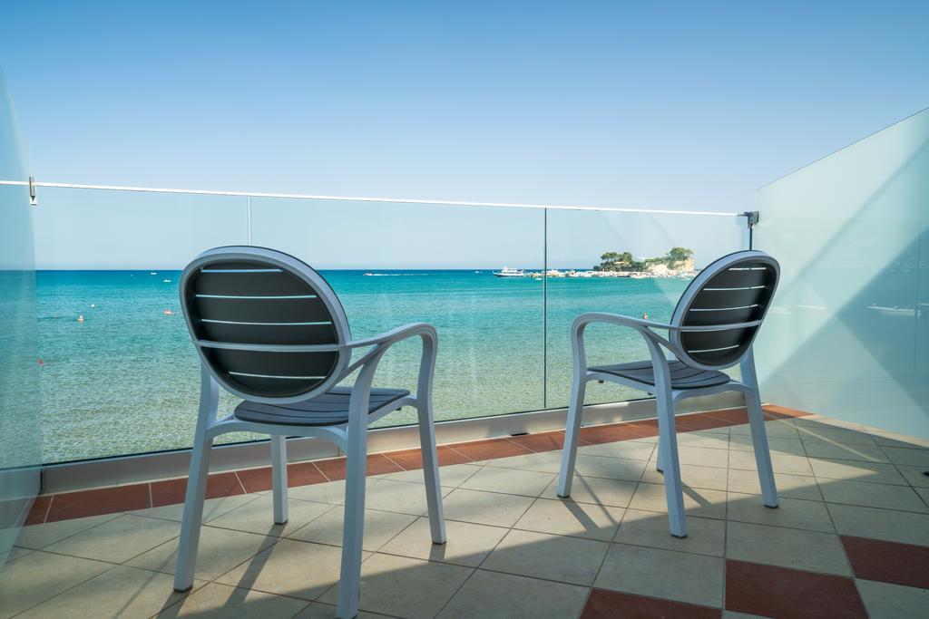 Denise Beach Hotel Лаганас Екстер'єр фото